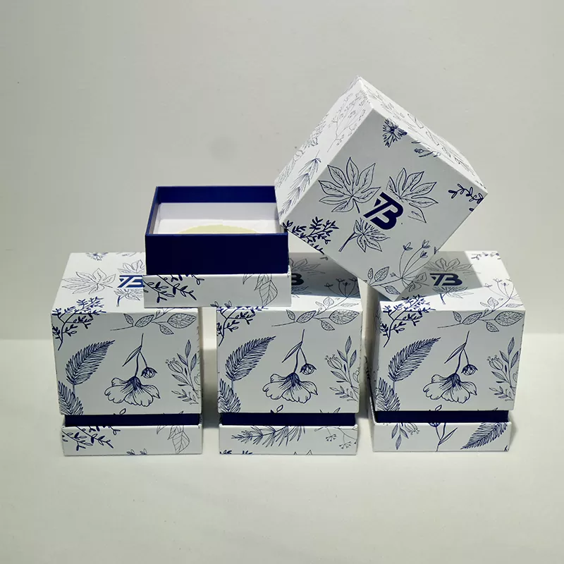 Какви материали се използват за приготвяне на кутии за подаръци с капаци?