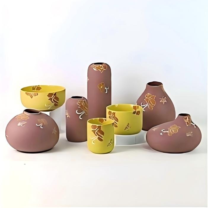 Усещали ли сте някога уникалното очарование на сливането на керамика и природа?