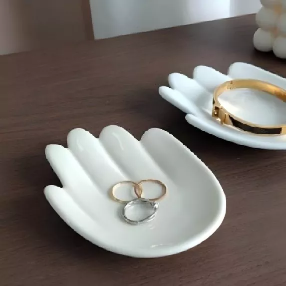 Керамична тава за бижута със специална форма