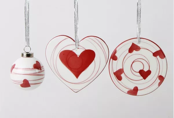 Уникална ръчно изработена керамична украса за елха